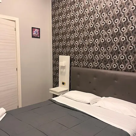 Отель Oceania 3*